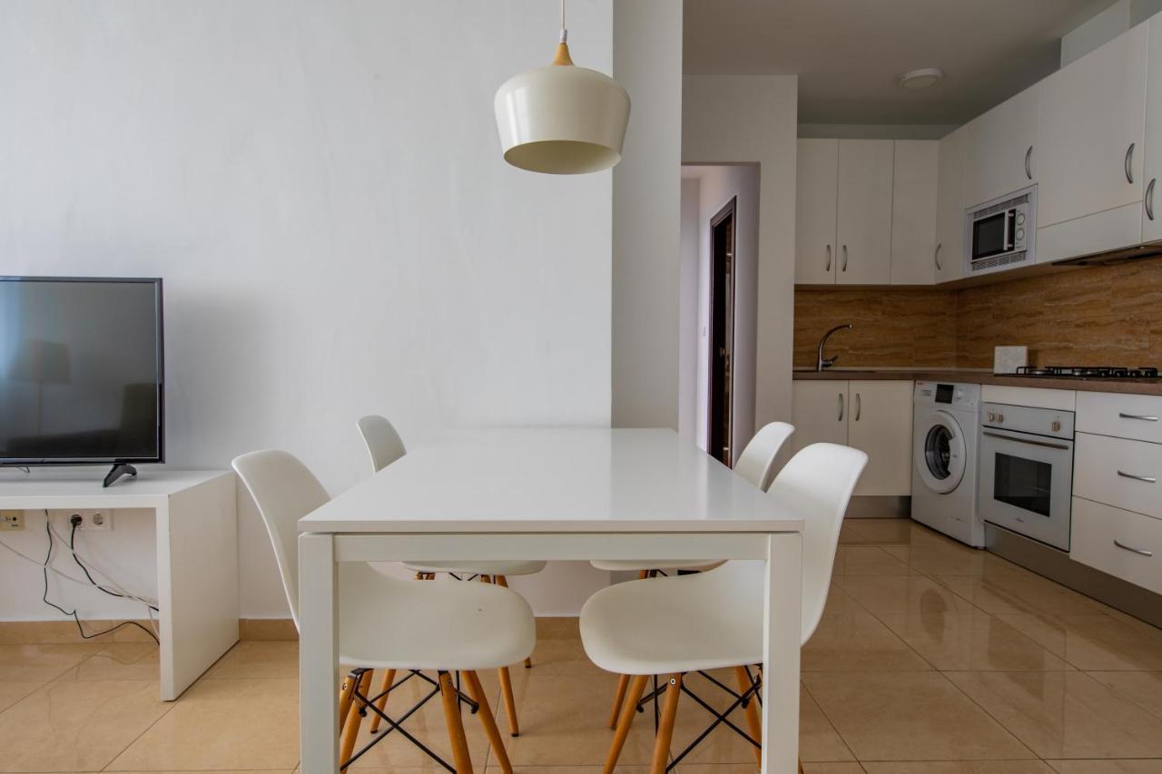 Fun Building Apartments By Homeabout Málaga Eksteriør billede