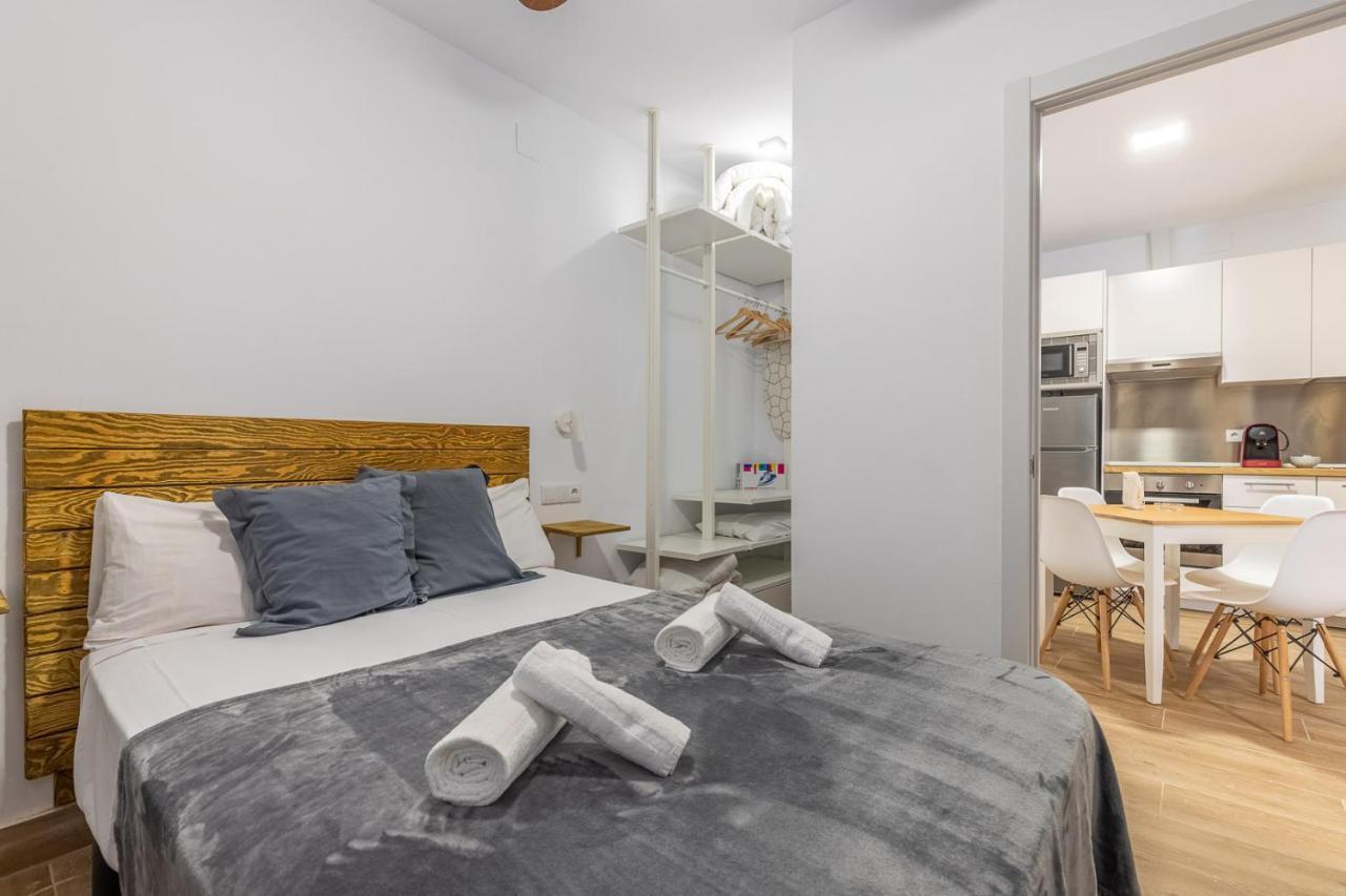 Fun Building Apartments By Homeabout Málaga Eksteriør billede